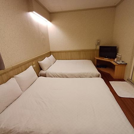 Long Cherng Hotel Luodong Luaran gambar