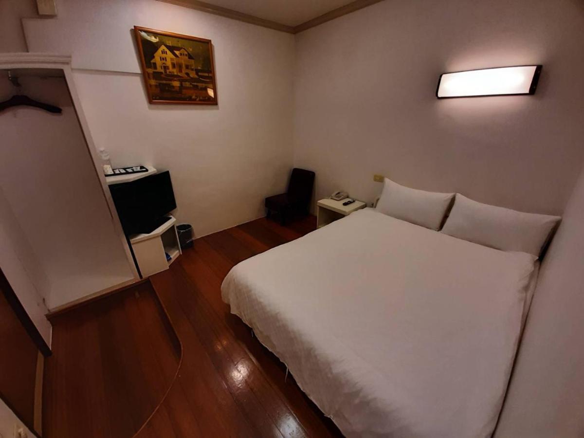 Long Cherng Hotel Luodong Luaran gambar