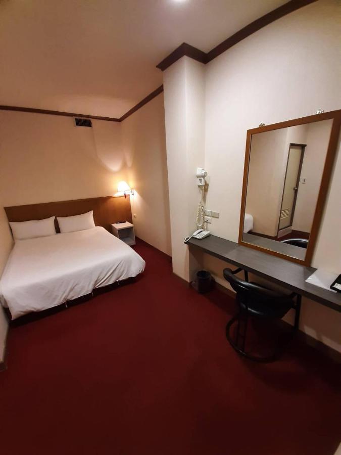Long Cherng Hotel Luodong Luaran gambar