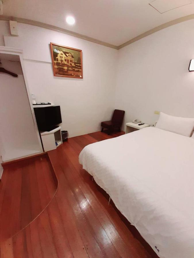 Long Cherng Hotel Luodong Luaran gambar