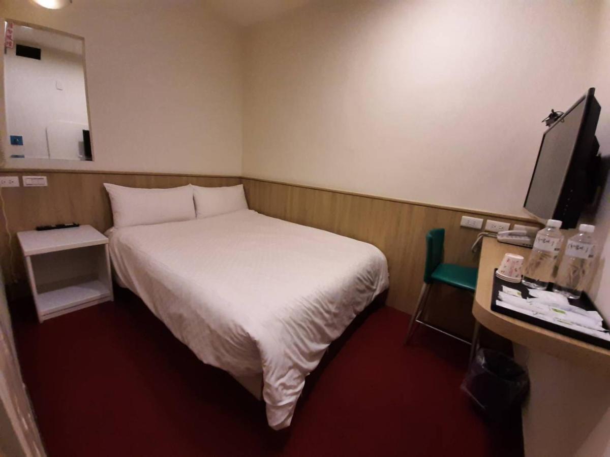 Long Cherng Hotel Luodong Luaran gambar