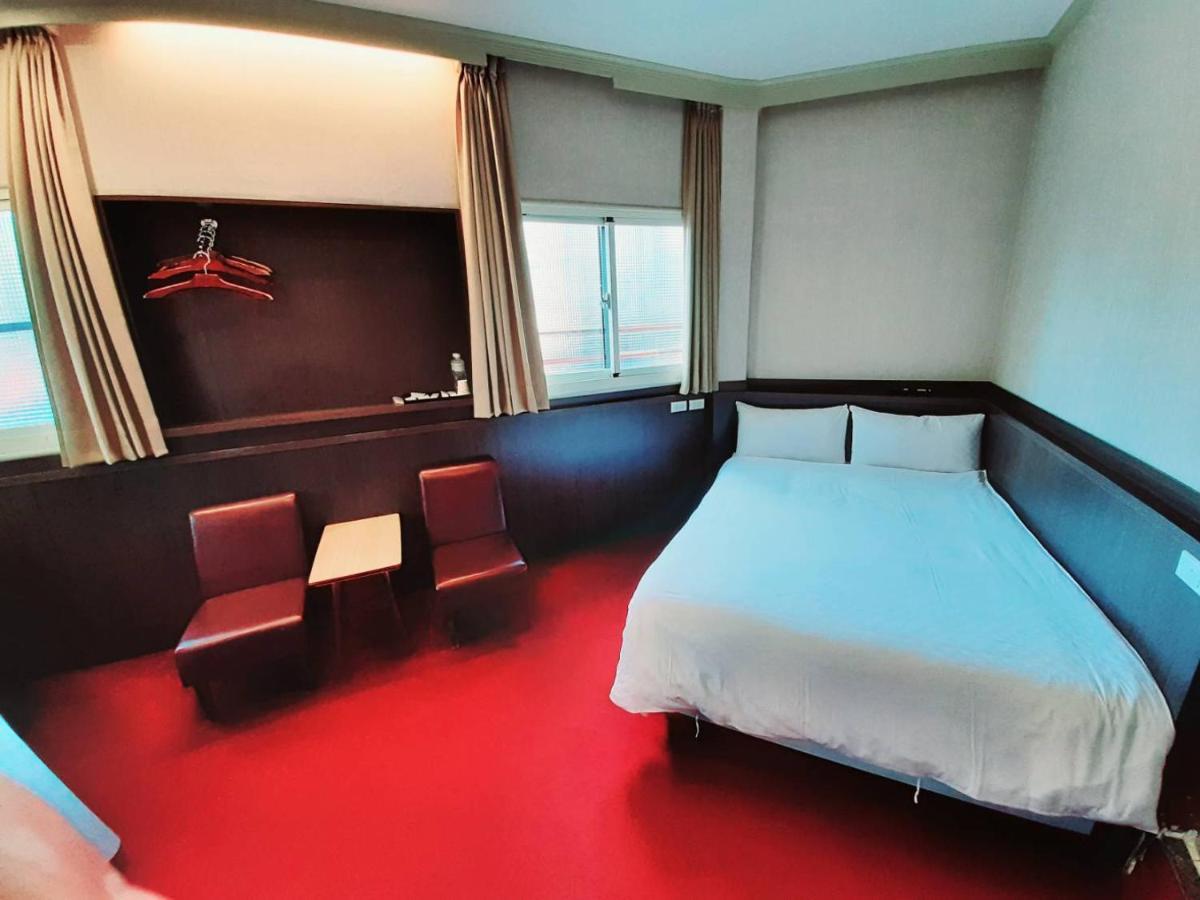 Long Cherng Hotel Luodong Luaran gambar