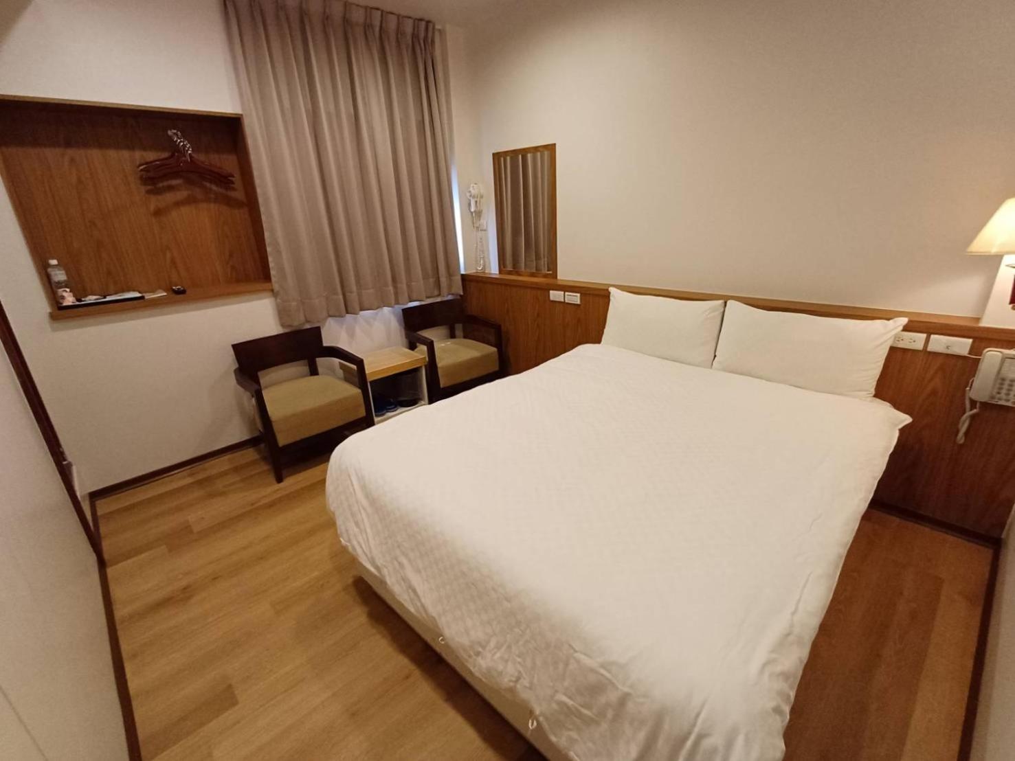 Long Cherng Hotel Luodong Luaran gambar