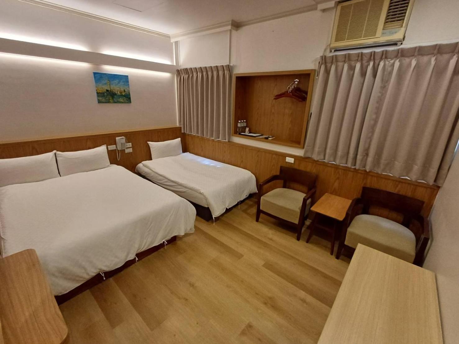 Long Cherng Hotel Luodong Luaran gambar
