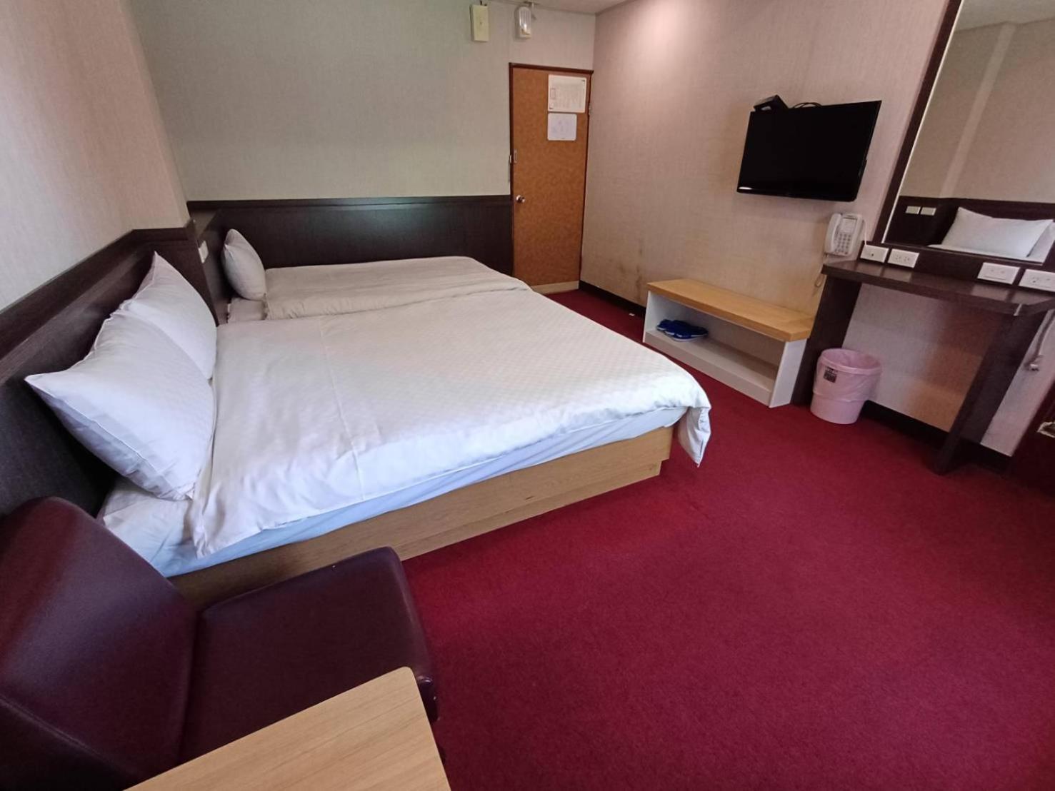 Long Cherng Hotel Luodong Luaran gambar