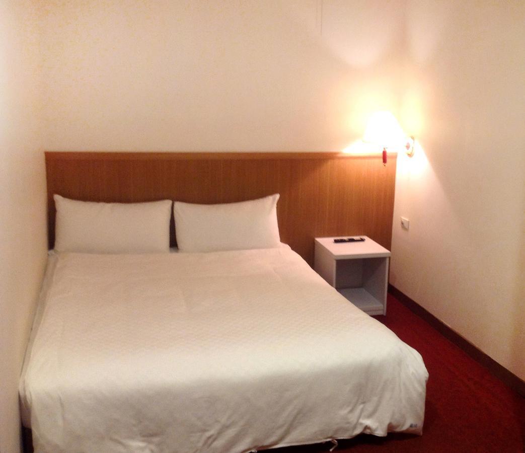 Long Cherng Hotel Luodong Luaran gambar